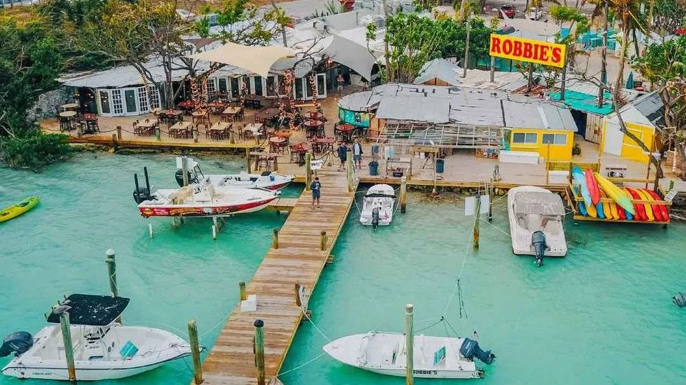 A boat operated by Robbie's of Islamorada